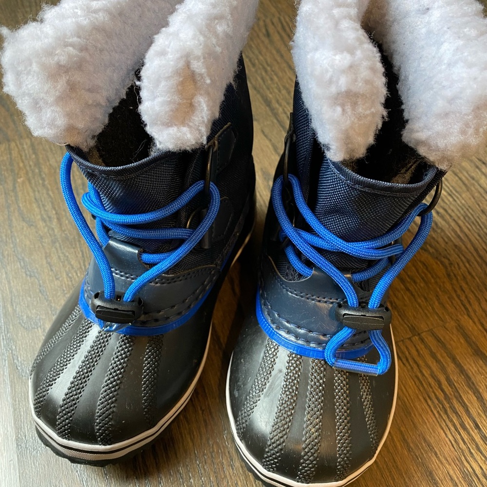 Sorel “Yoot pack” kids snow boots